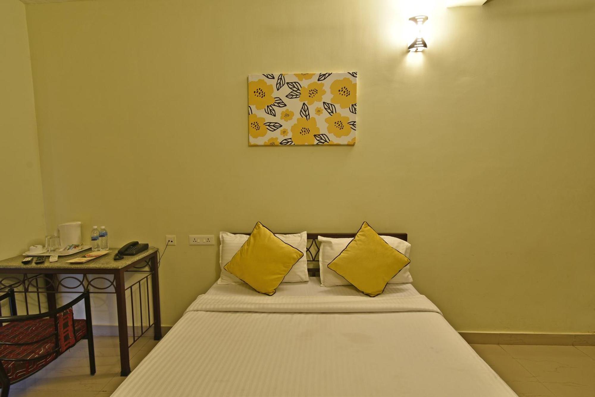 Poppys Olive De' Villa Auroville Exterior foto